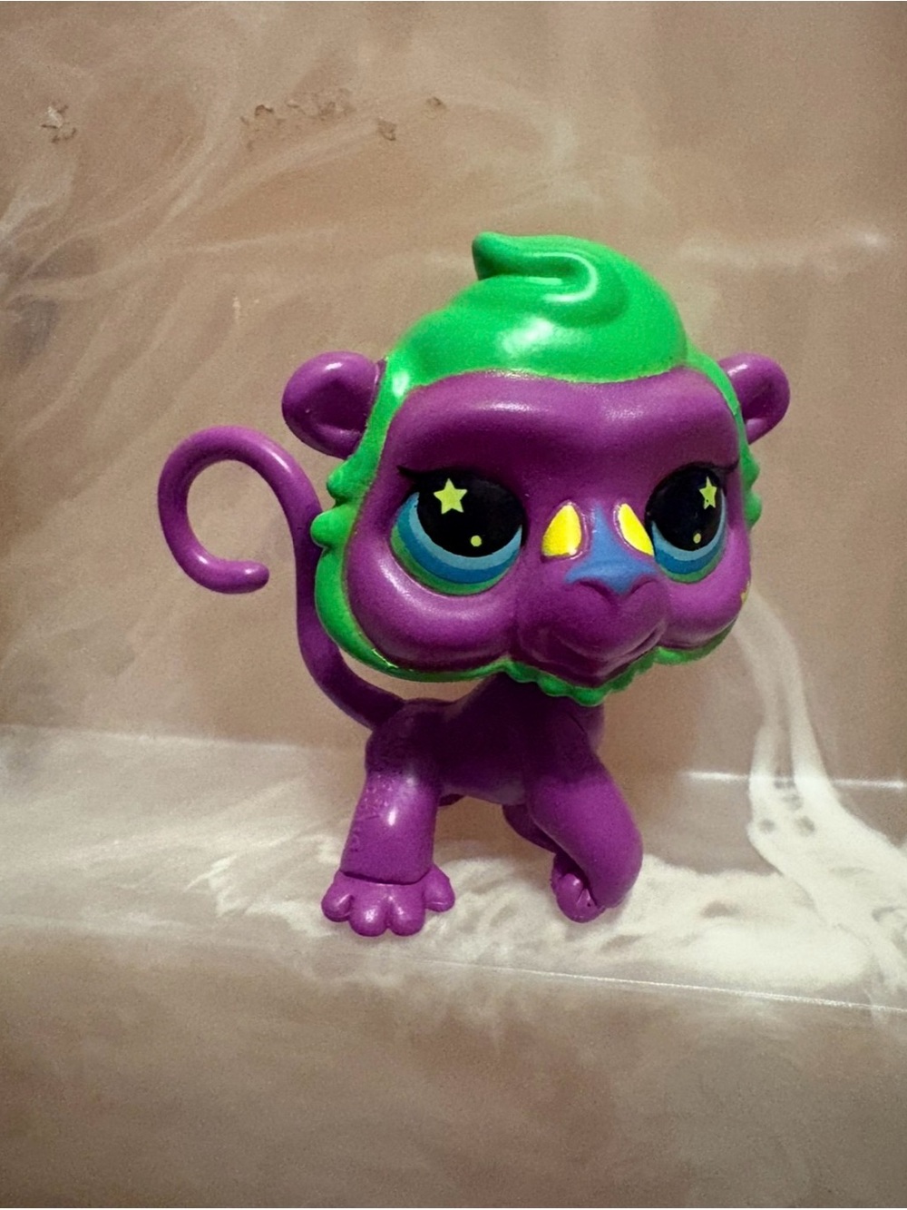 NWOT Littlest Pet Shop Black Light Pet #284